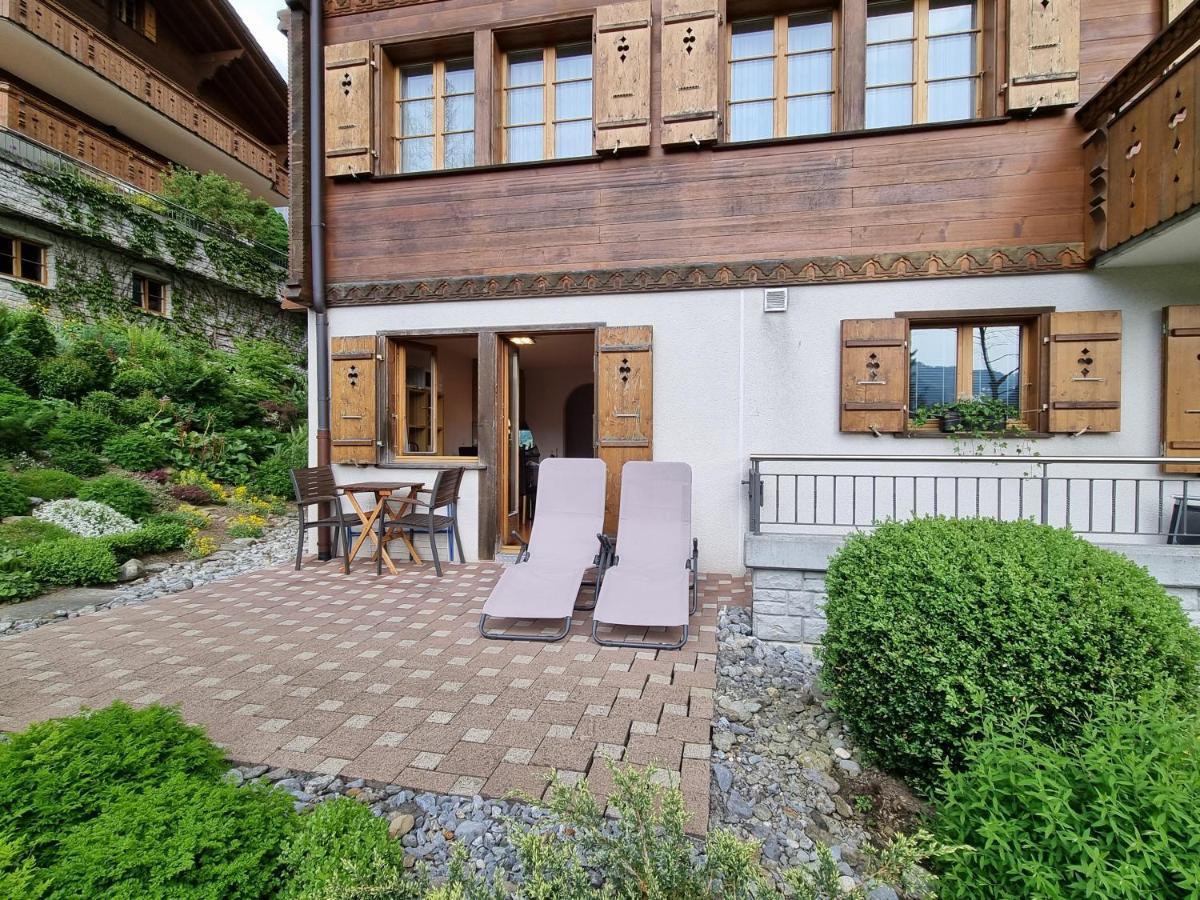 Mom - Alpine Boutique Apartments, Chalet Fagus, Terrace Studio Grindelwald Buitenkant foto