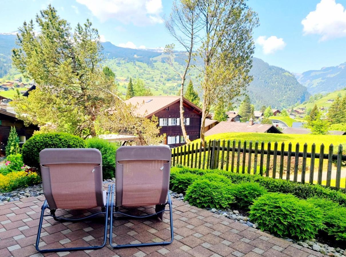 Mom - Alpine Boutique Apartments, Chalet Fagus, Terrace Studio Grindelwald Buitenkant foto